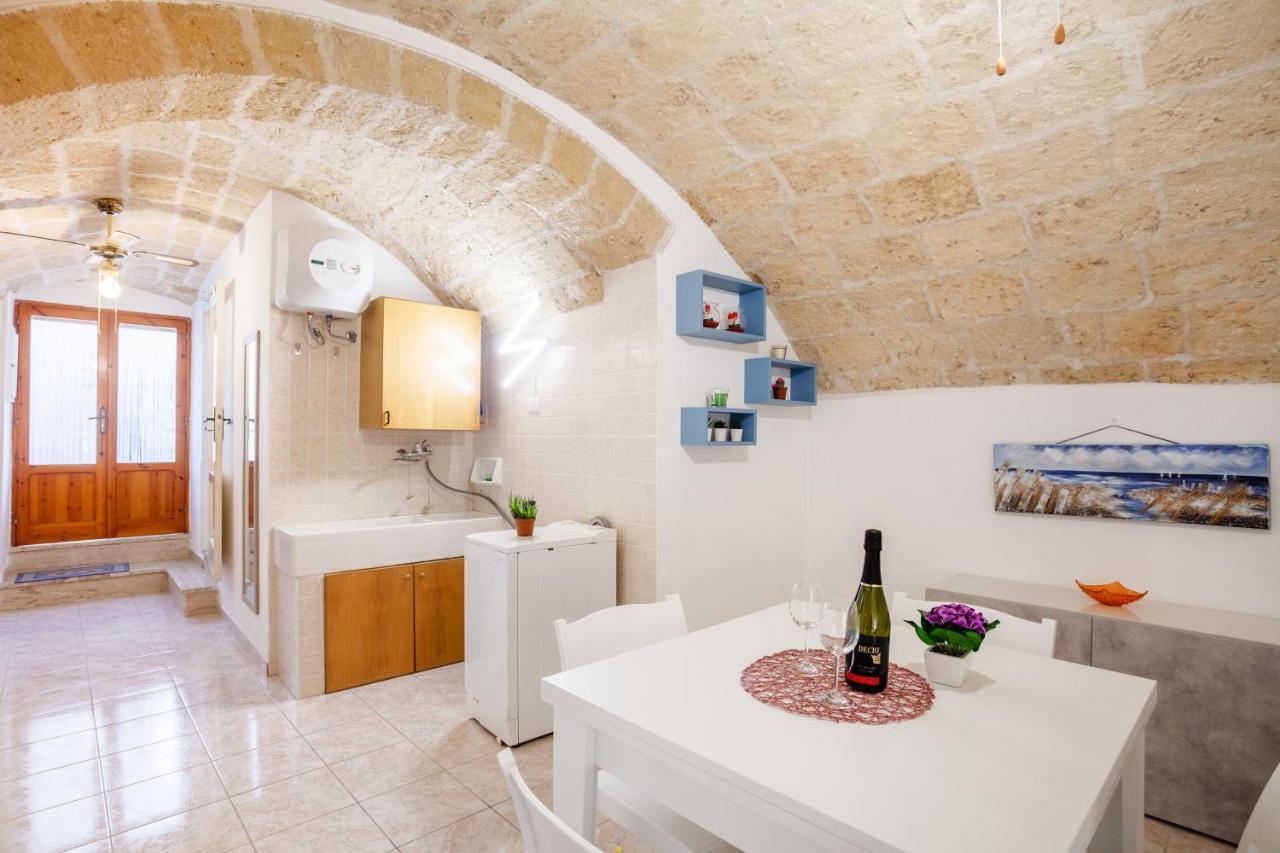 Monopoli Heartbeat - Apartment 200M From Sea Buitenkant foto