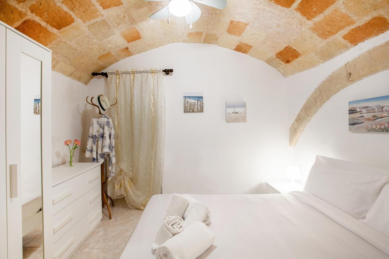 Monopoli Heartbeat - Apartment 200M From Sea Buitenkant foto